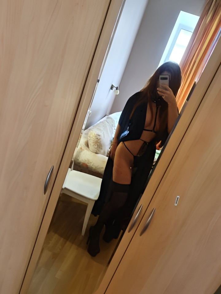 Лина привлекальеная девушка из Ирбита цена от 2500 руб