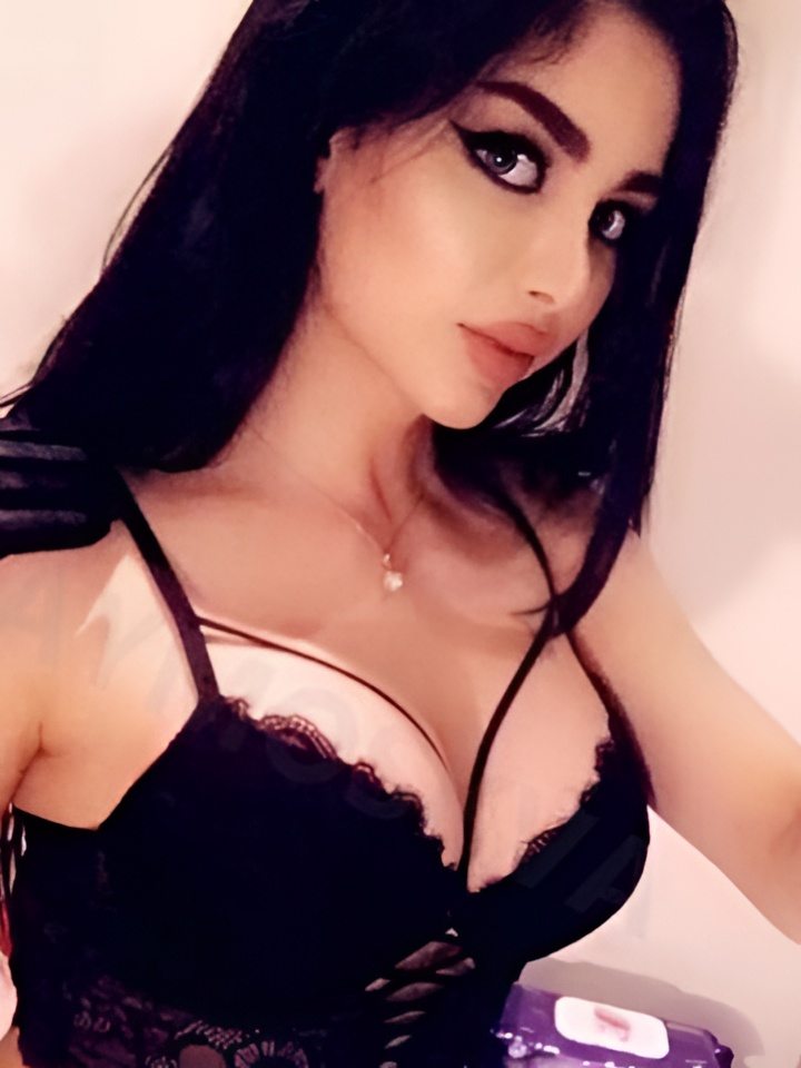 Роксана привлекальеная девушка из Ирбита цена от 10000 руб