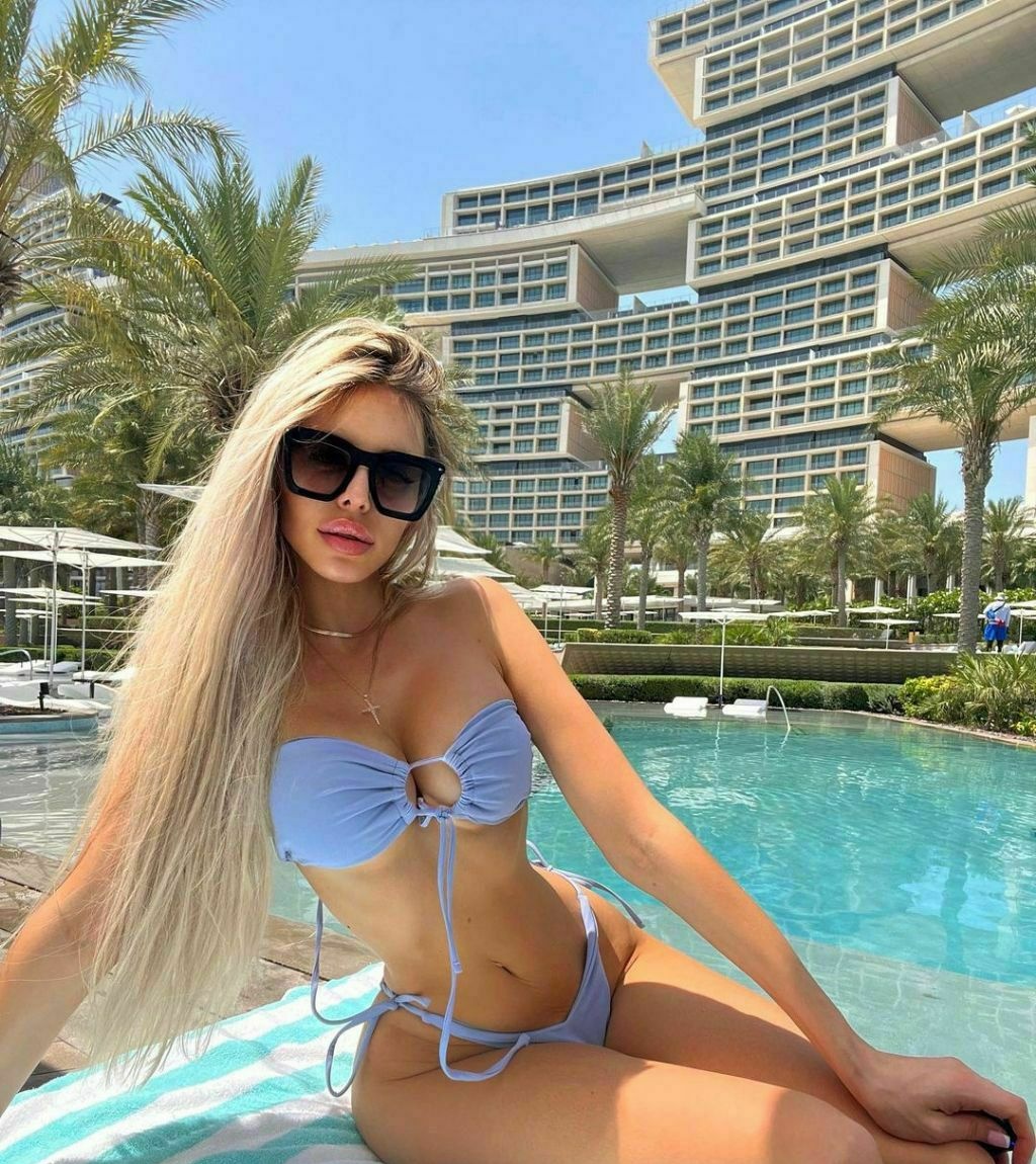 Яна привлекальеная девушка из Ирбита цена от 6000 руб