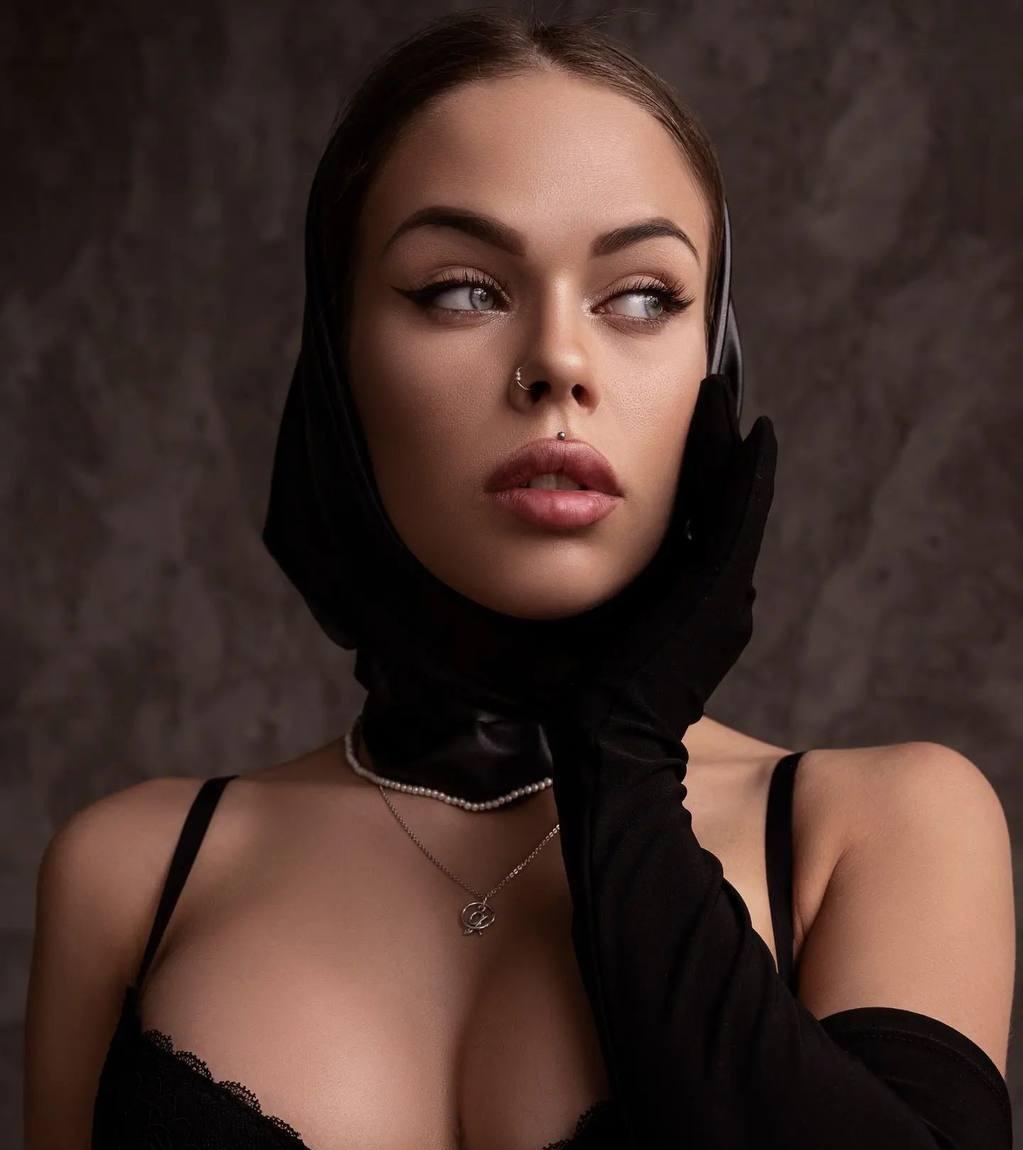 Полина привлекальеная девушка из Ирбита цена от 6000 руб