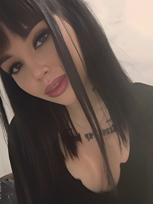 Богдана привлекательная девушка из Ирбита цена от 3000 руб