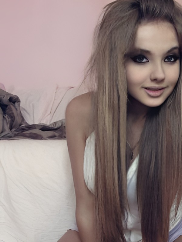 Юстина привлекательная девушка из Ирбита цена от 2500 руб