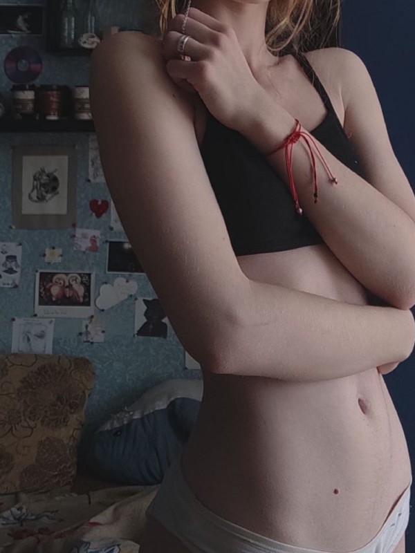 Полина привлекательная девушка из Ирбита цена от 3000 руб